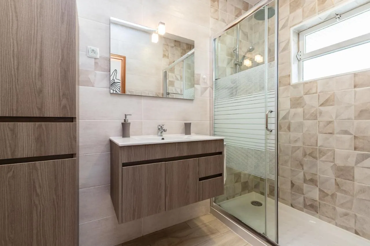 Lotamar Apartment By Algarvemanta Manta Rota